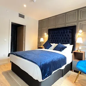 https://merrion-square-studios.dublin-hotelsweb.com